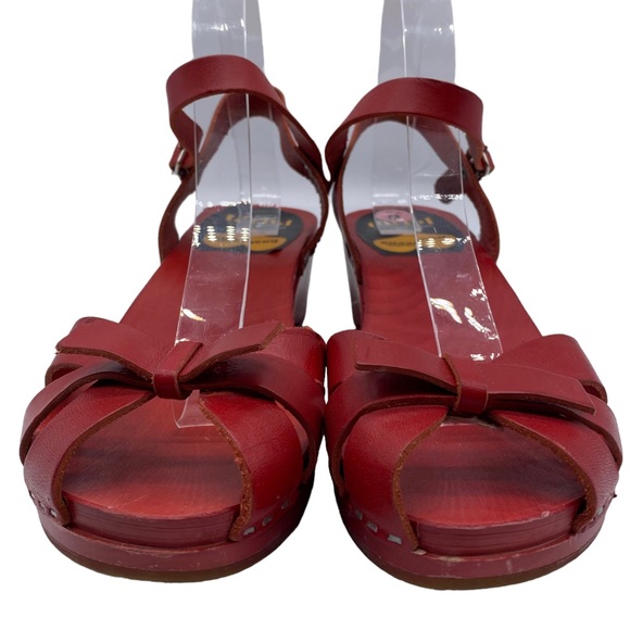 Swedish Hasbeens Sandal Red Leather Clog Bow Buckle Wood Size 8.5 - Picture 7 of 15